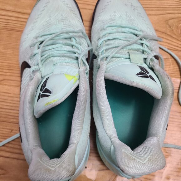 Nike Kobe AD "Igloo" Men's Size US 8 Rare (USED / AS IS) - Picture 10 of 10